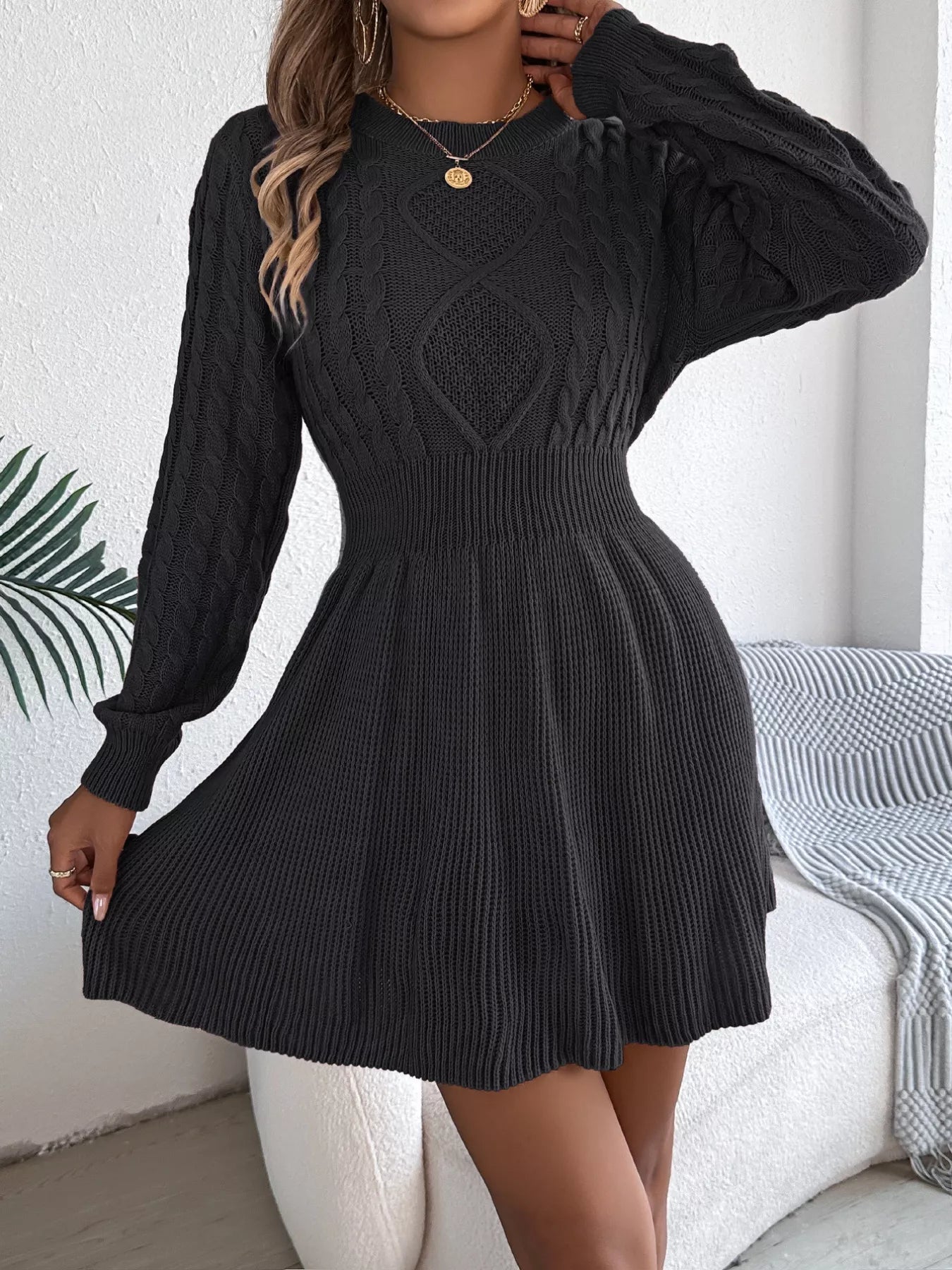 Cable Knit Long Sleeve Sweater Dress - Luna Di Velluto